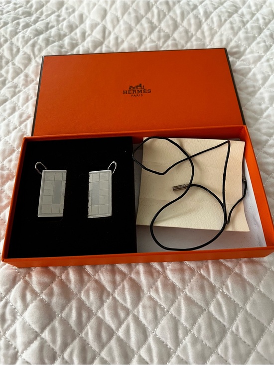 Accessories - Hermes links.